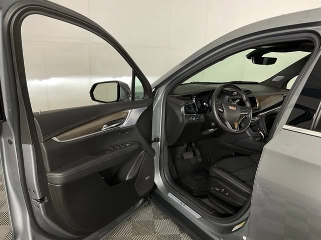 Certified 2025 Cadillac XT6 Premium Luxury w/ Platinum Package AWD/4WD image 24