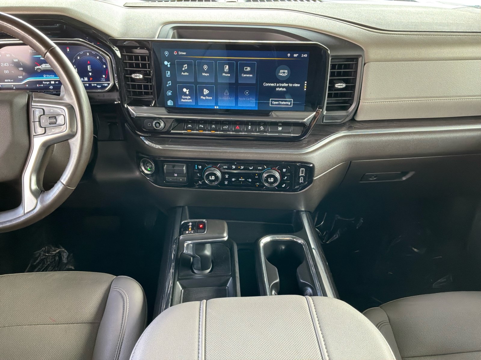 Used 2023 Chevrolet Silverado 1500 LTZ w/ Z71 Off-Road Package AWD/4WD image 11