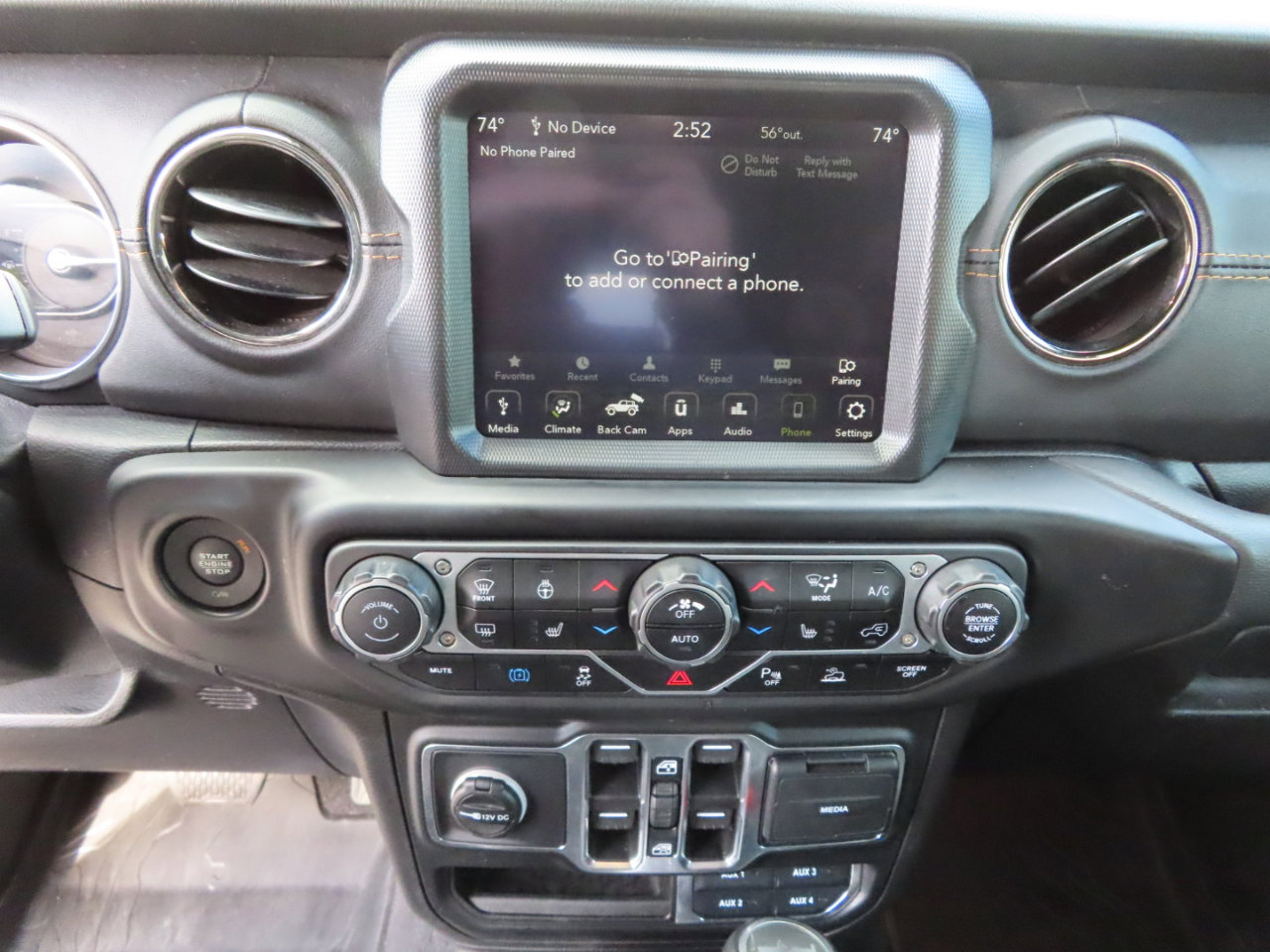 Used 2021 Jeep Wrangler Unlimited Sahara image 31