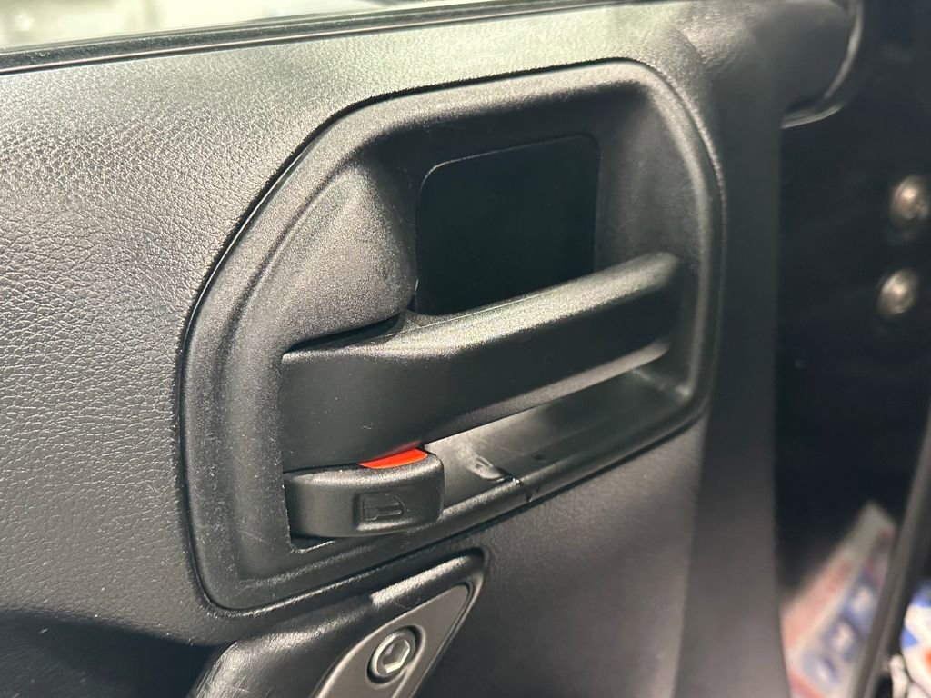 Used 2017 Jeep Wrangler Unlimited Sport w/ Connectivity Group image 13