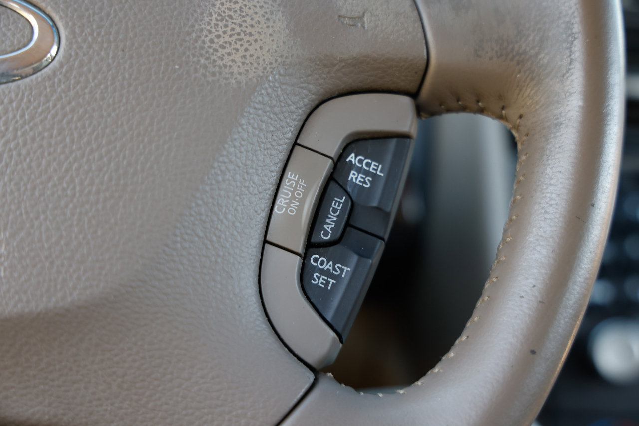 Used 2001 INFINITI I30 TOURING w/ (B03) Touring Sport Pkg image 26