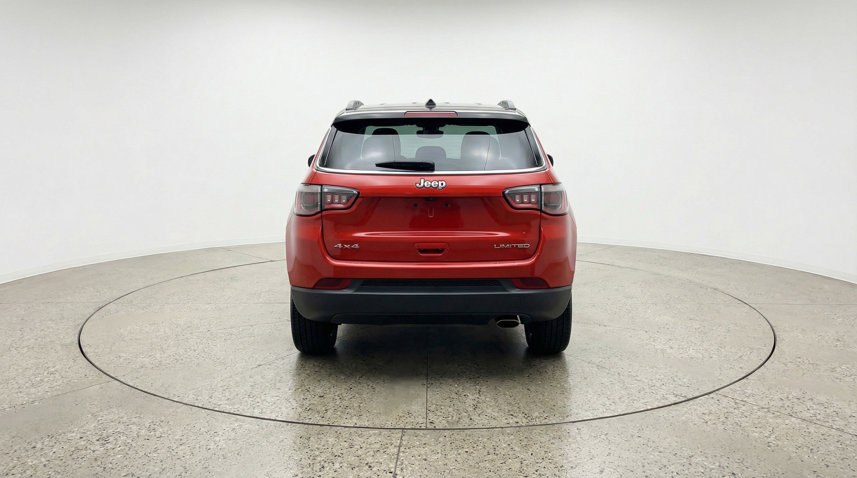 Used 2025 Jeep Compass Limited image 7