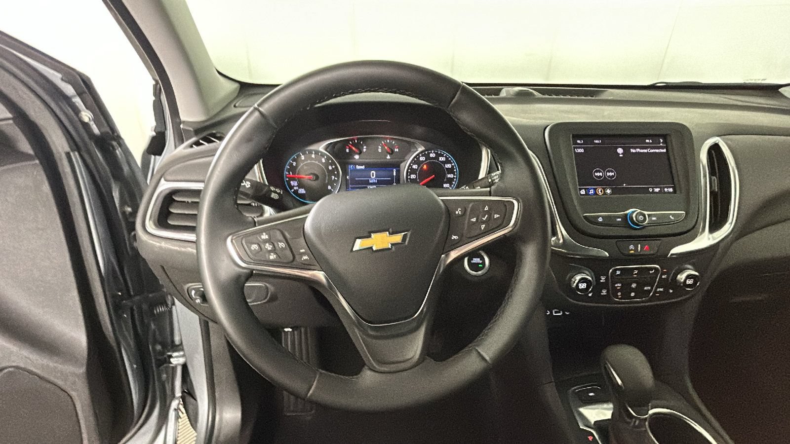 Used 2024 Chevrolet Equinox LT w/ LPO, Floor Liner Package AWD/4WD image 17