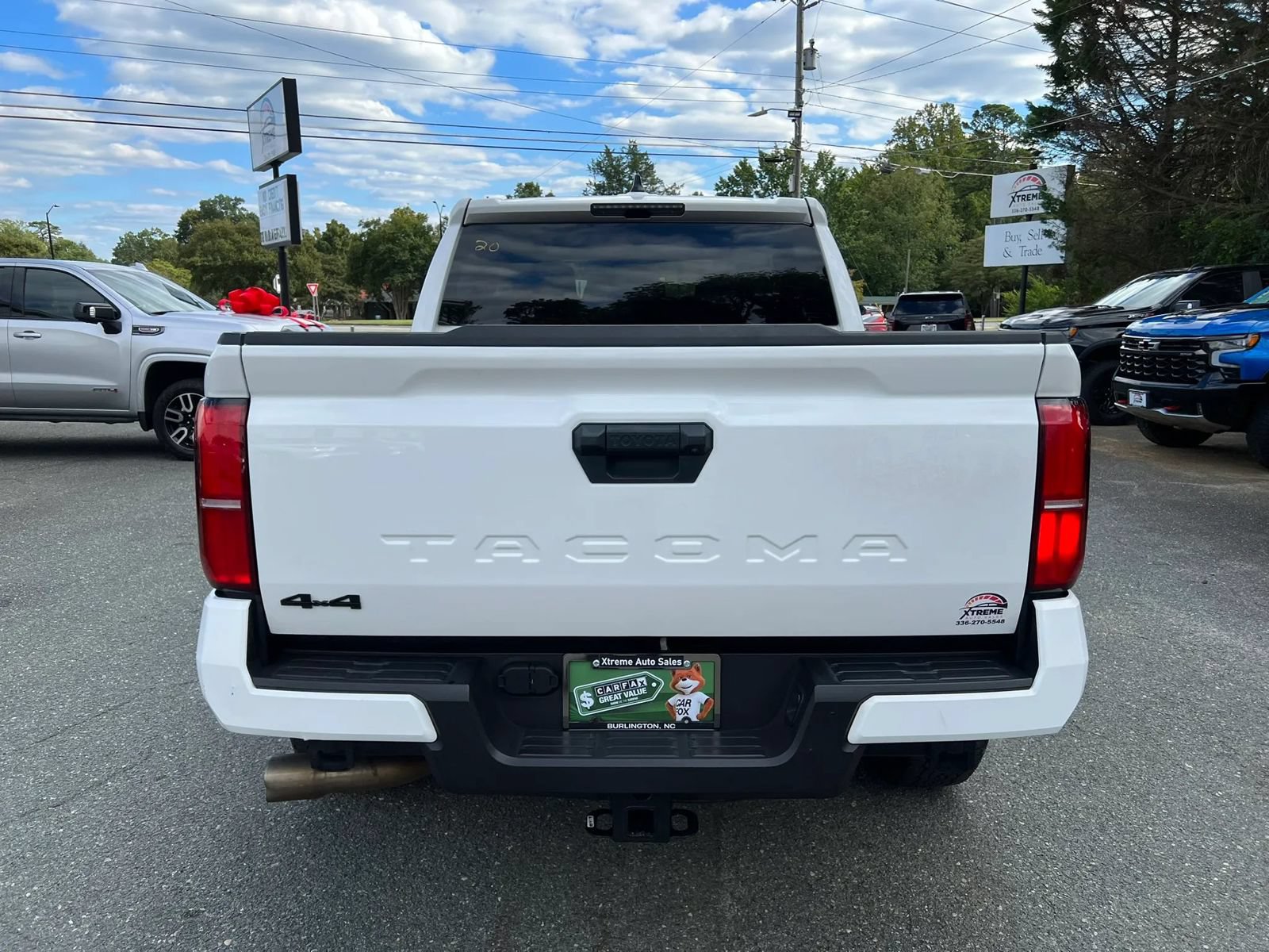 Used 2025 Toyota Tacoma TRD Off-Road AWD/4WD image 5