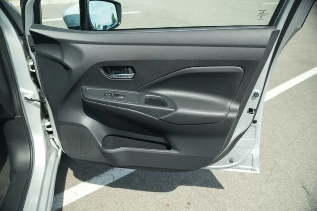 Used 2025 Nissan Versa SV FWD image 21