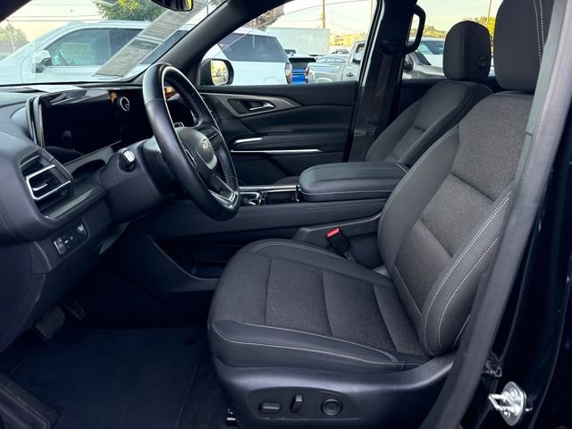 Certified 2024 Chevrolet Traverse LT image 9