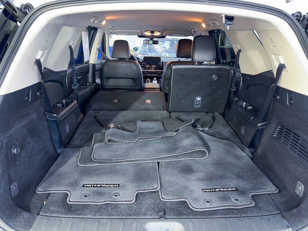 Certified 2024 Nissan Pathfinder SL image 34