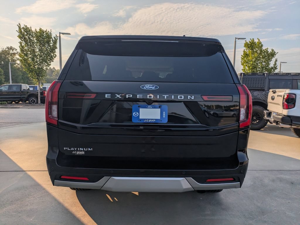 New 2026 Ford Expedition Platinum w/ Platinum Ultimate Package AWD/4WD image 5