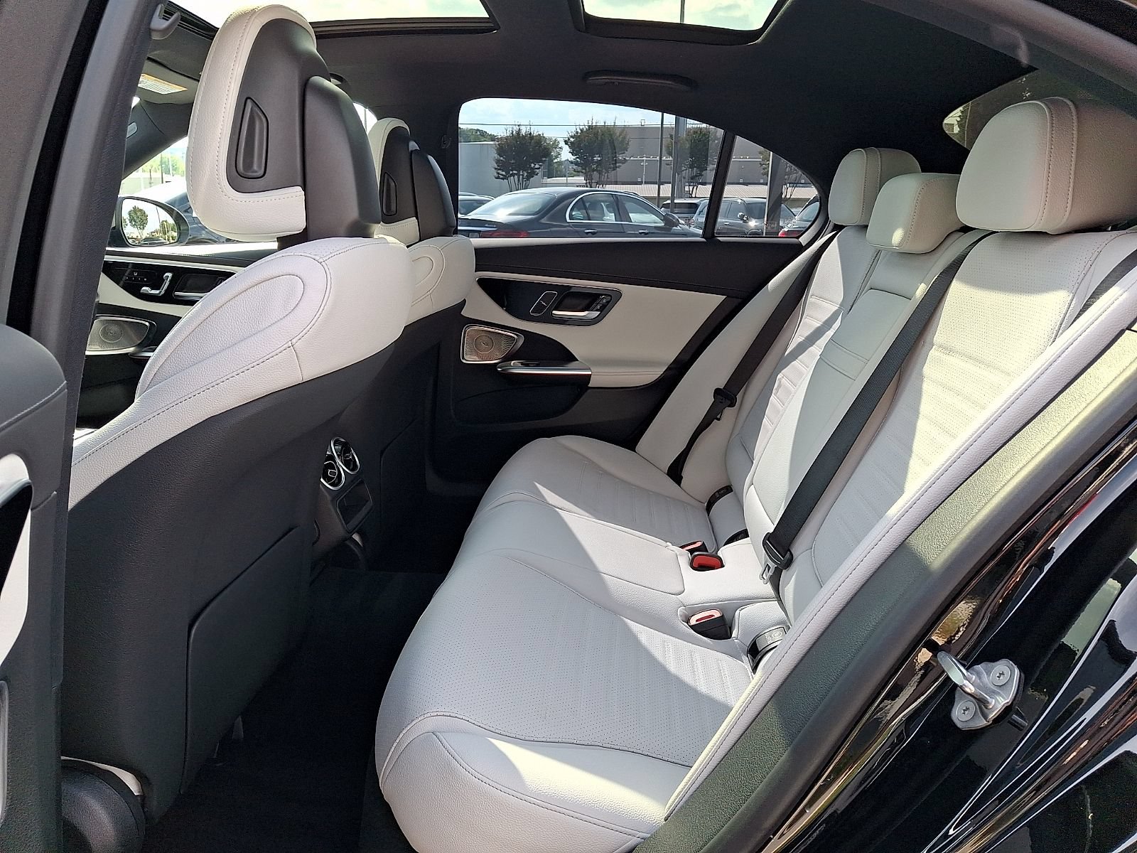 Certified 2023 Mercedes-Benz C 300 4MATIC Sedan image 10