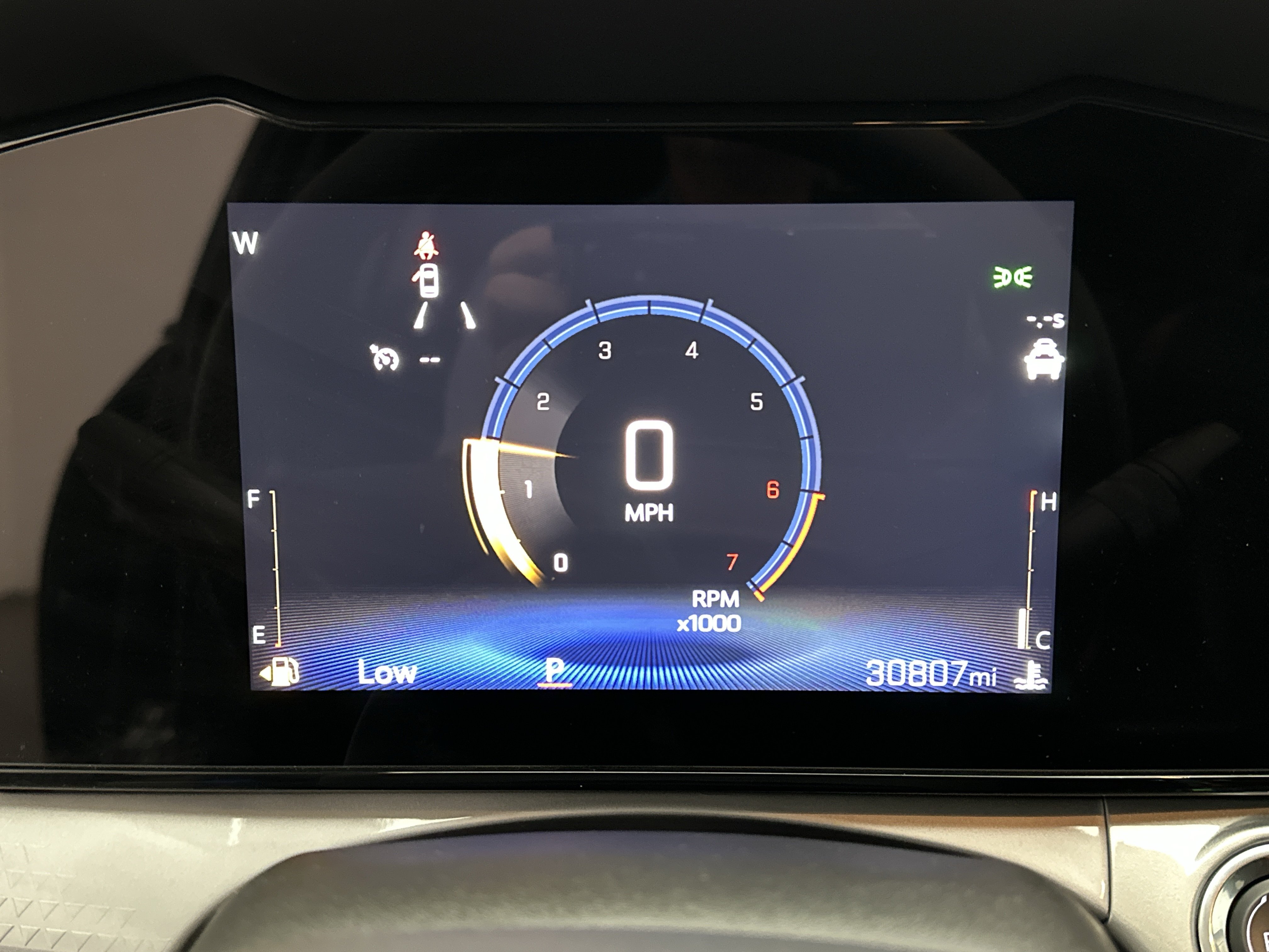 Used 2025 Chevrolet Trax LT FWD image 19