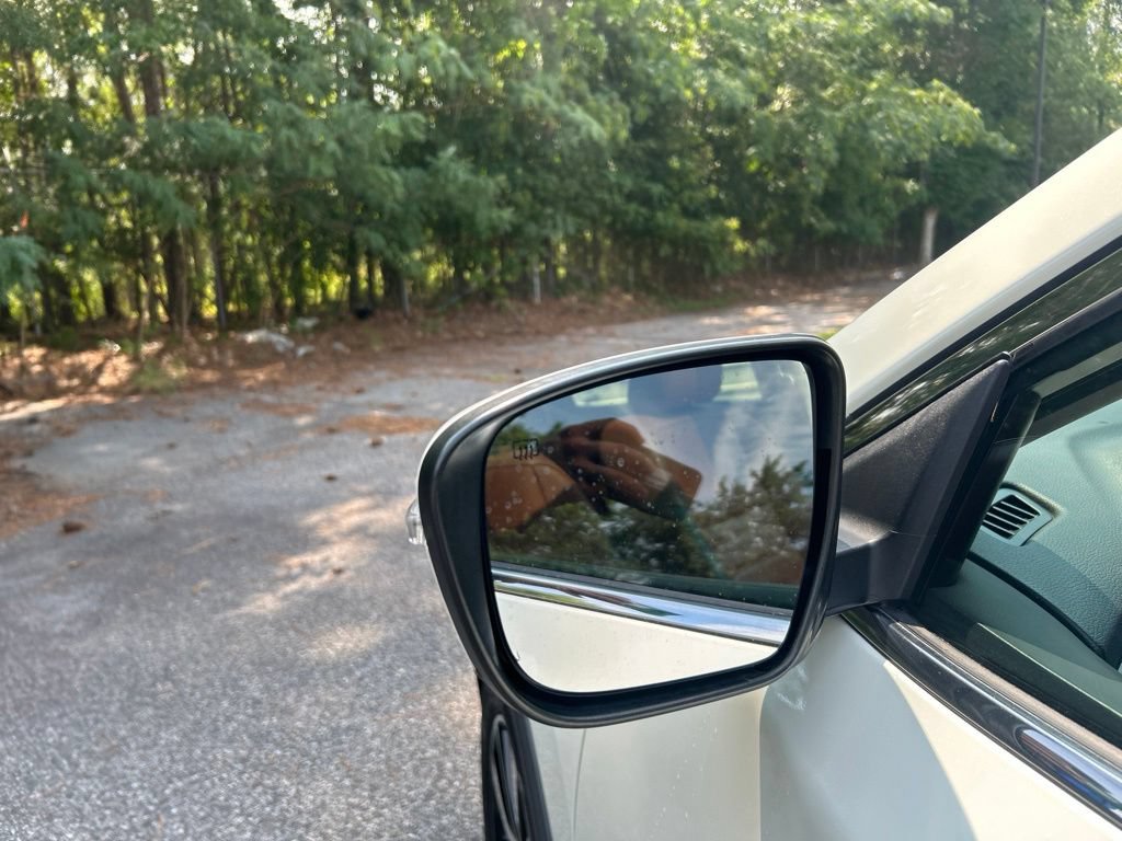 Used 2019 Nissan Rogue SL w/ Premium Package FWD image 12