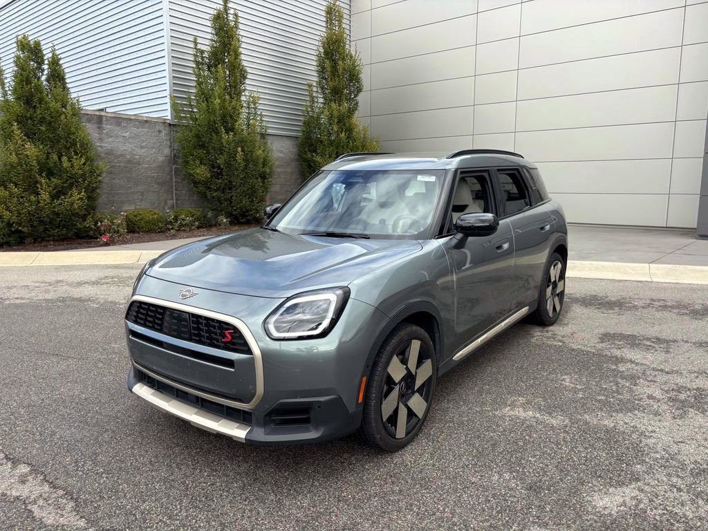 Used 2025 MINI Cooper Countryman S image 3