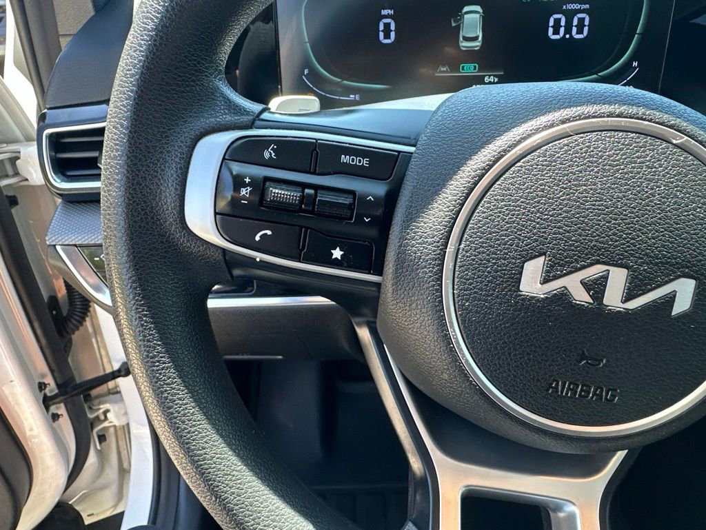 Used 2023 Kia Sportage LX AWD/4WD image 14