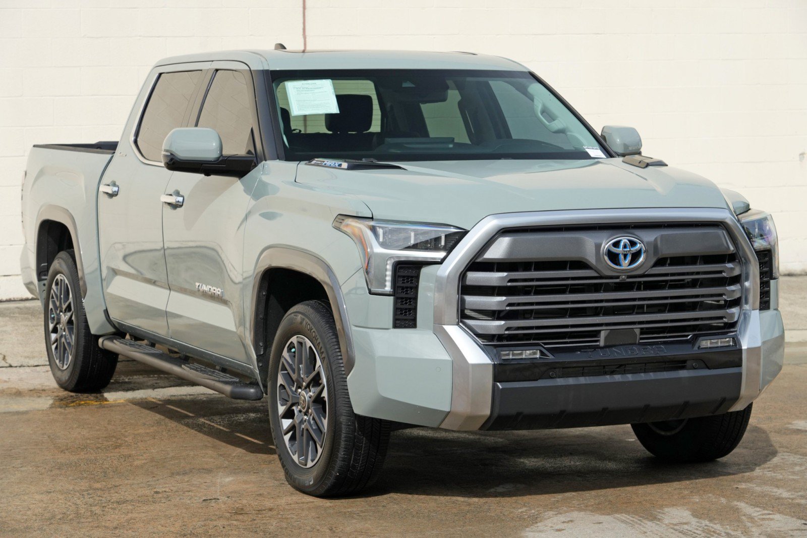 Used 2024 Toyota Tundra Limited AWD/4WD image 57