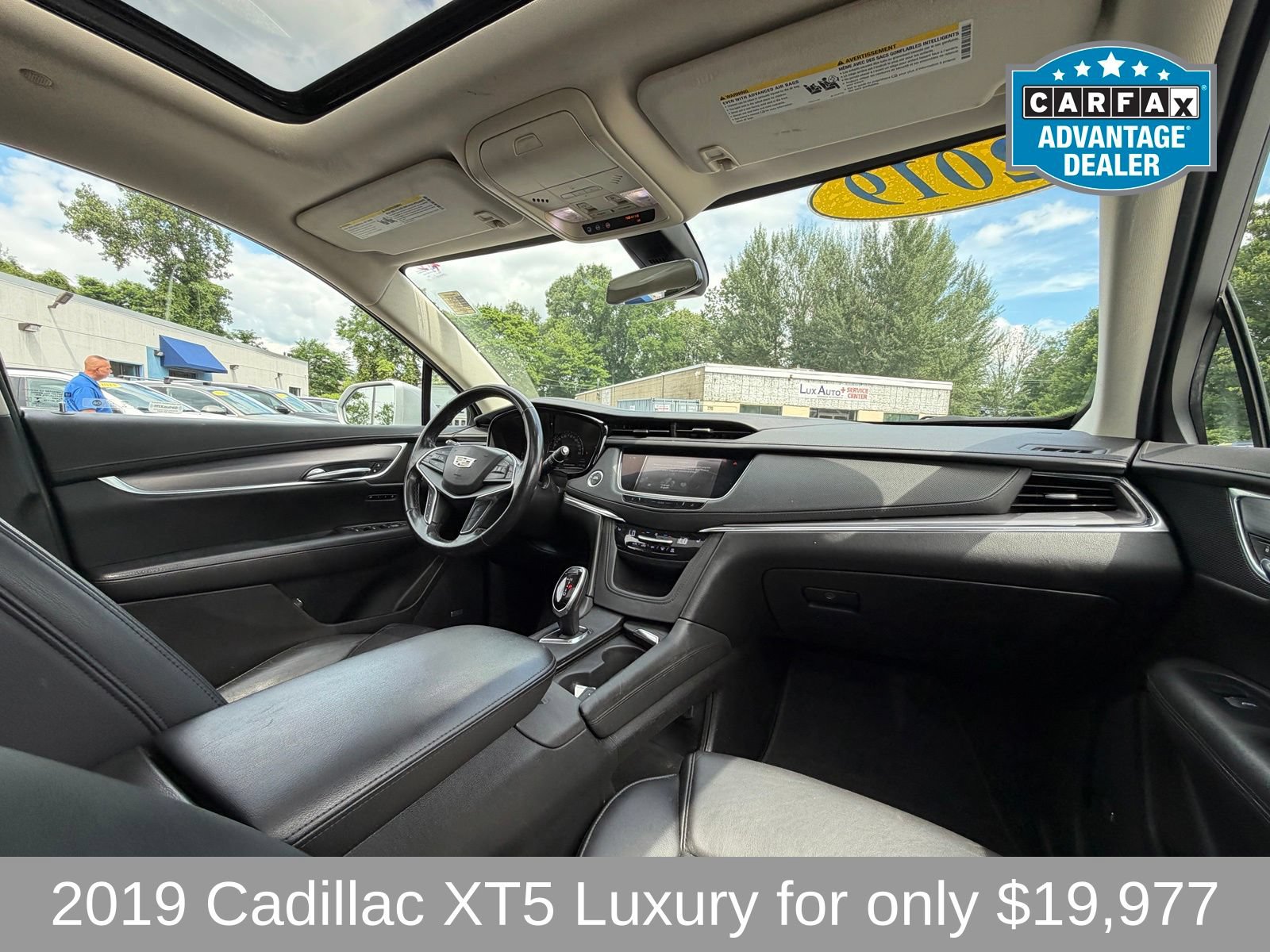 Used 2019 Cadillac XT5 Luxury AWD/4WD image 12