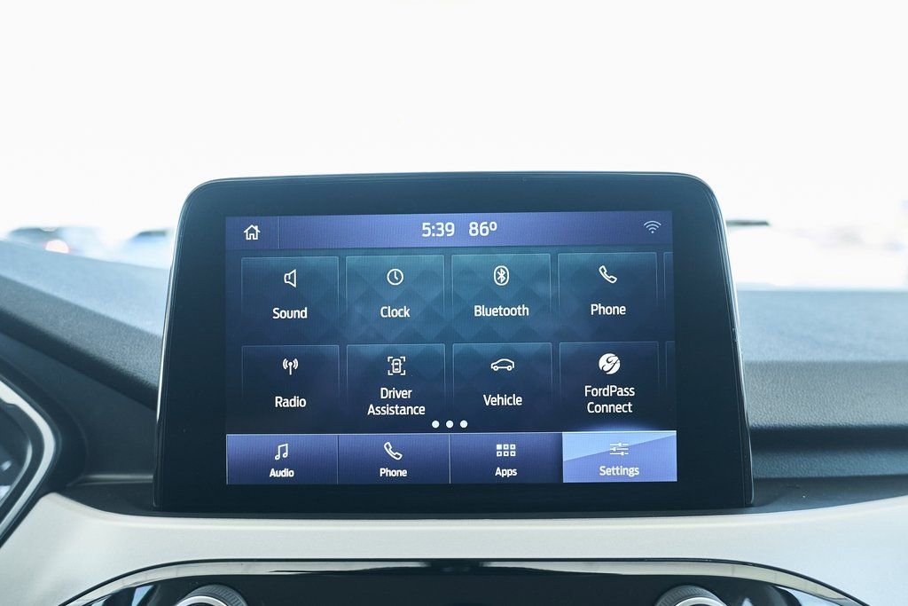 Used 2022 Ford Escape SE image 46