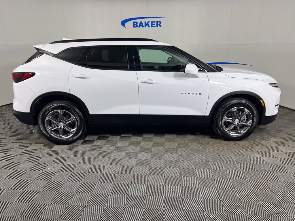 Certified 2024 Chevrolet Blazer LT w/ Convenience Package AWD/4WD image 7