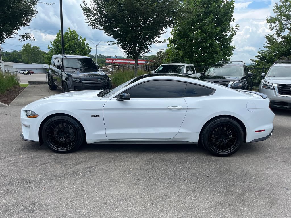 Used 2022 Ford Mustang GT Premium w/ Black Accent Package RWD video 4