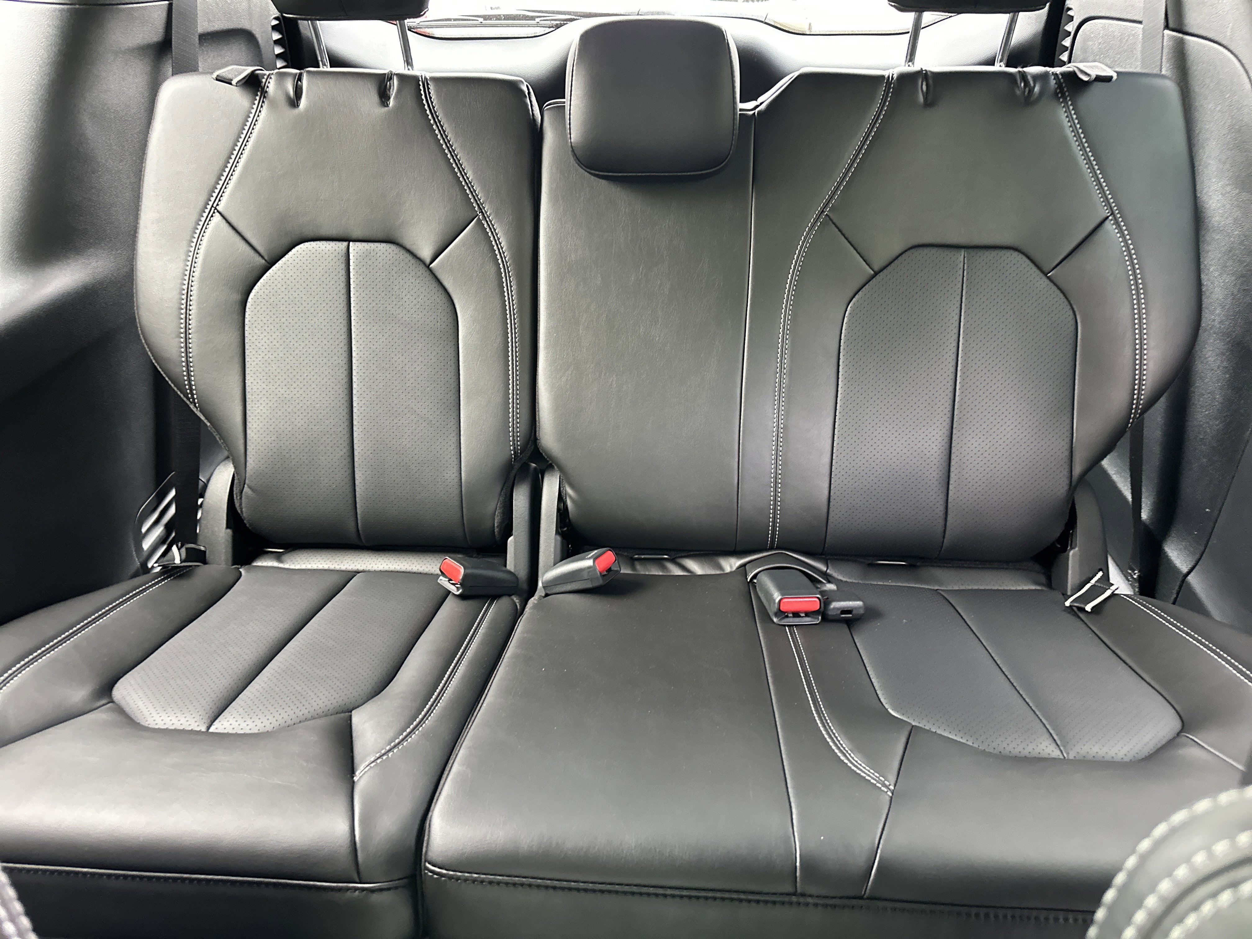 New 2027 Chrysler Pacifica Select FWD image 29