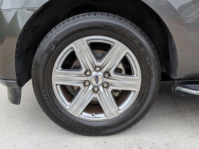 Used 2020 Ford Expedition XLT w/ Equipment Group 202A image 9