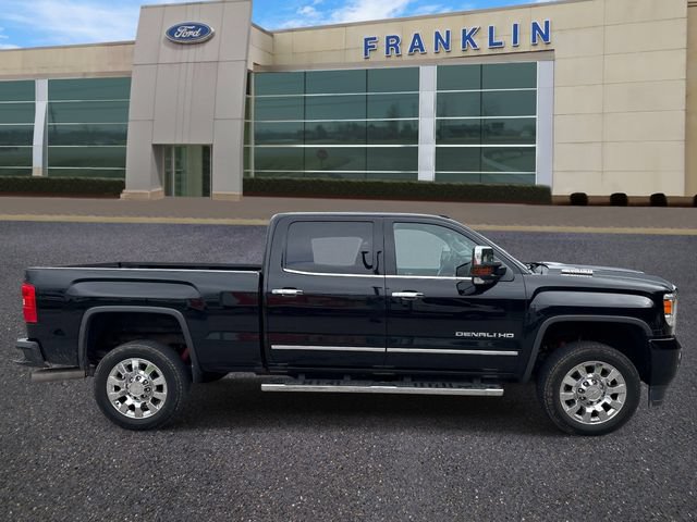 Used 2018 GMC Sierra 2500 Denali w/ Duramax Plus Package AWD/4WD image 8