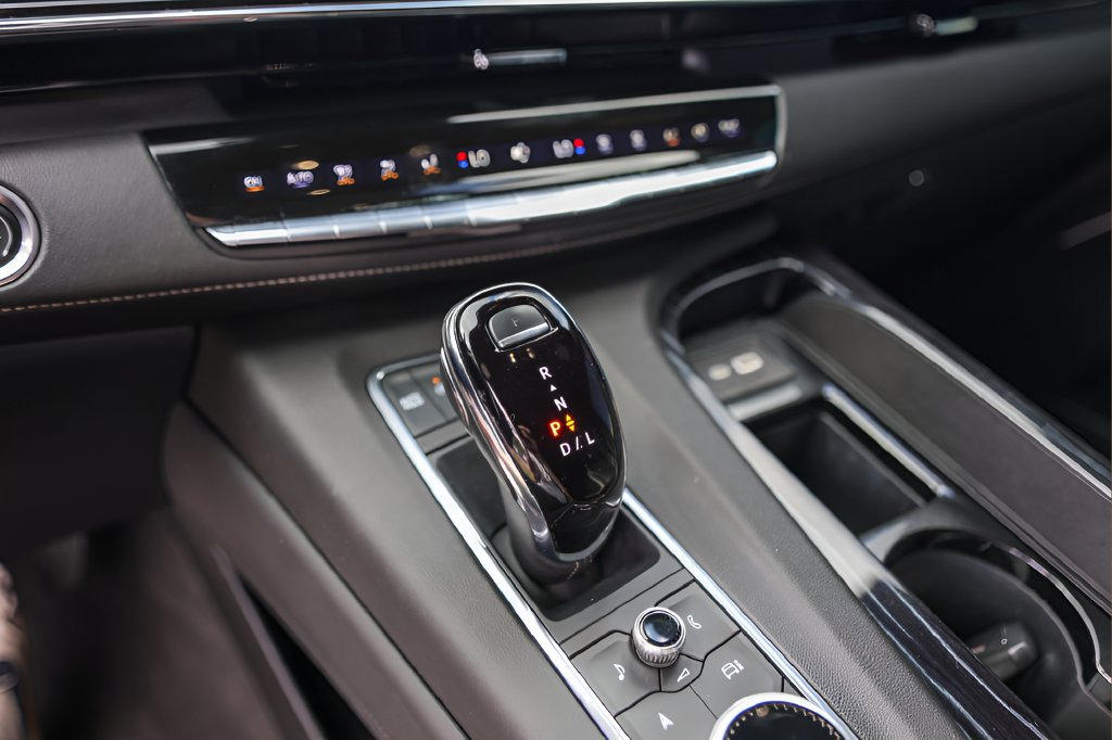 Used 2023 Cadillac Escalade Sport w/ Touring Package AWD/4WD image 19
