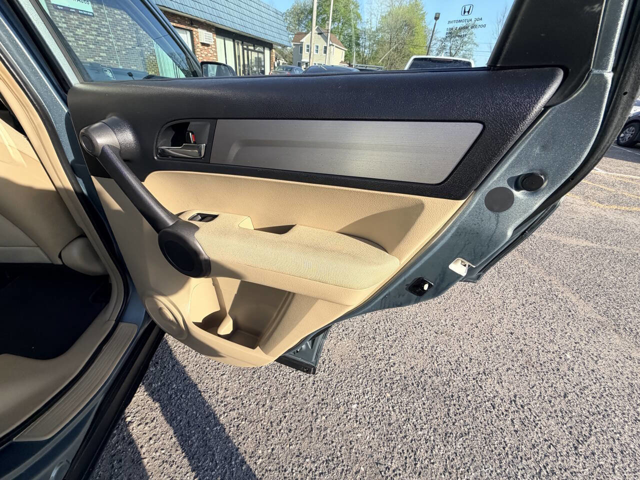 Used 2010 Honda CR-V LX image 16