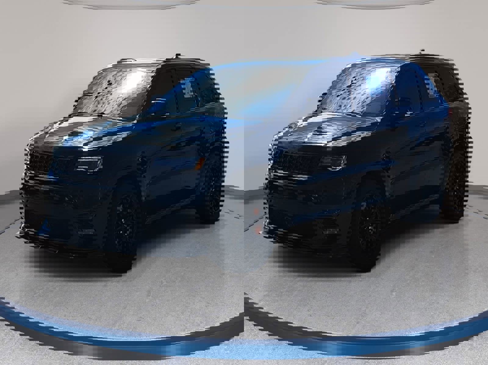 Used 2020 Jeep Grand Cherokee SRT image 1