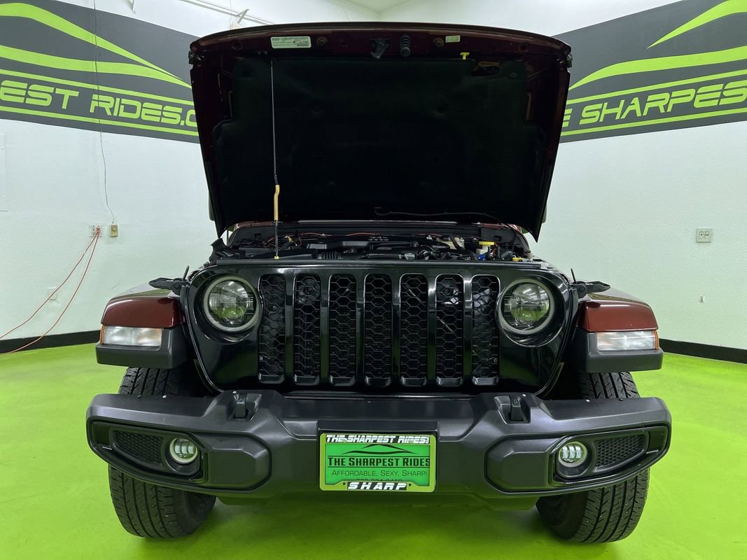 Used 2021 Jeep Gladiator Willys AWD/4WD image 4