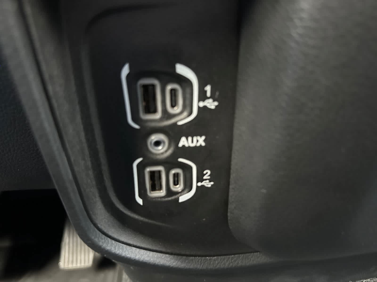 Used 2023 RAM 1500 Big Horn AWD/4WD image 28