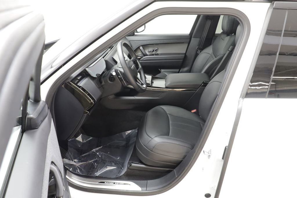 Certified 2025 Land Rover Range Rover Sport SE AWD/4WD image 6
