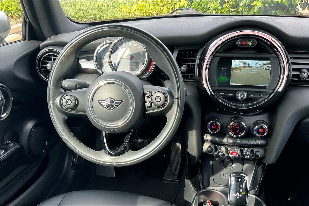 Used 2021 MINI Cooper Convertible image 5