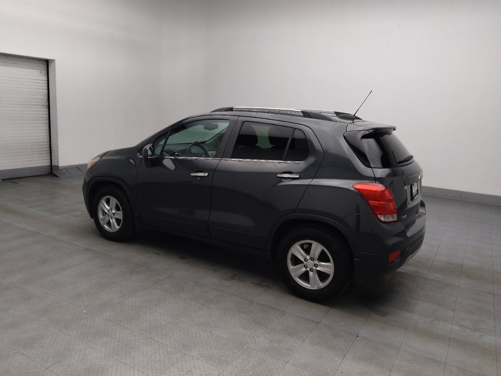 Used 2018 Chevrolet Trax LT w/ LT Convenience Package image 3