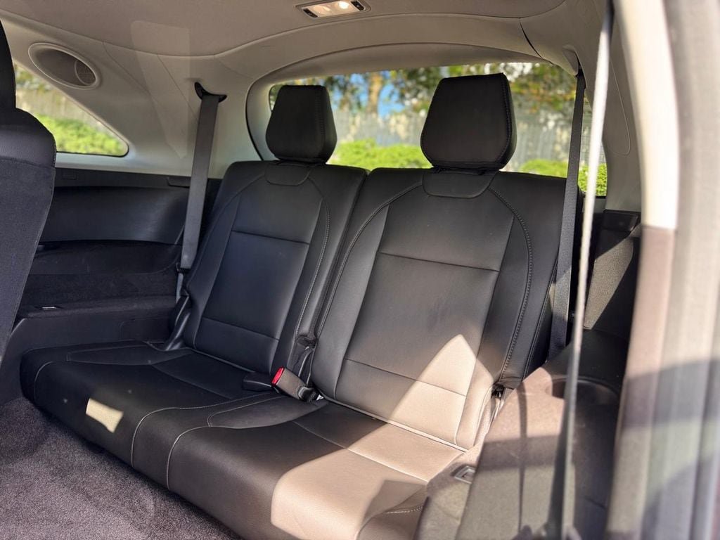 Used 2017 Acura MDX w/ Tech & Entertainment Packag AWD/4WD image 24