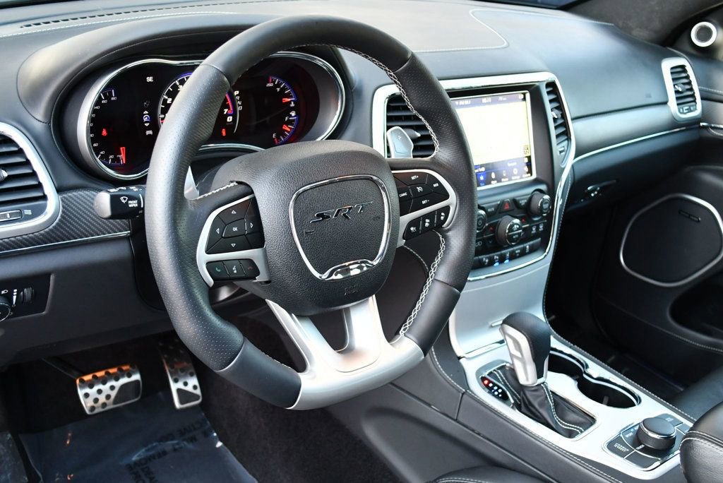 Used 2018 Jeep Grand Cherokee SRT AWD/4WD image 39