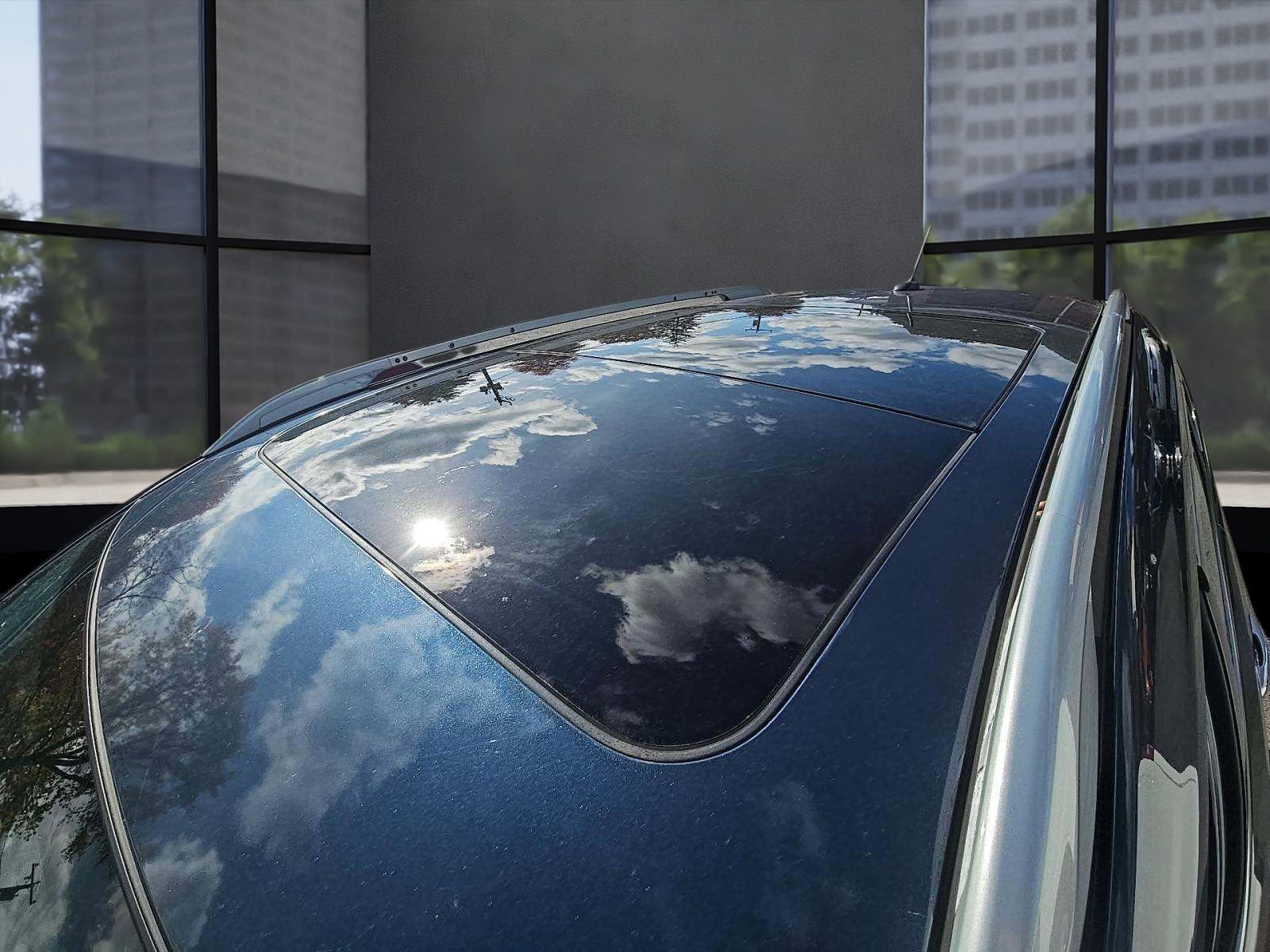 Used 2015 Nissan Rogue SL w/ SL Premium Package image 9