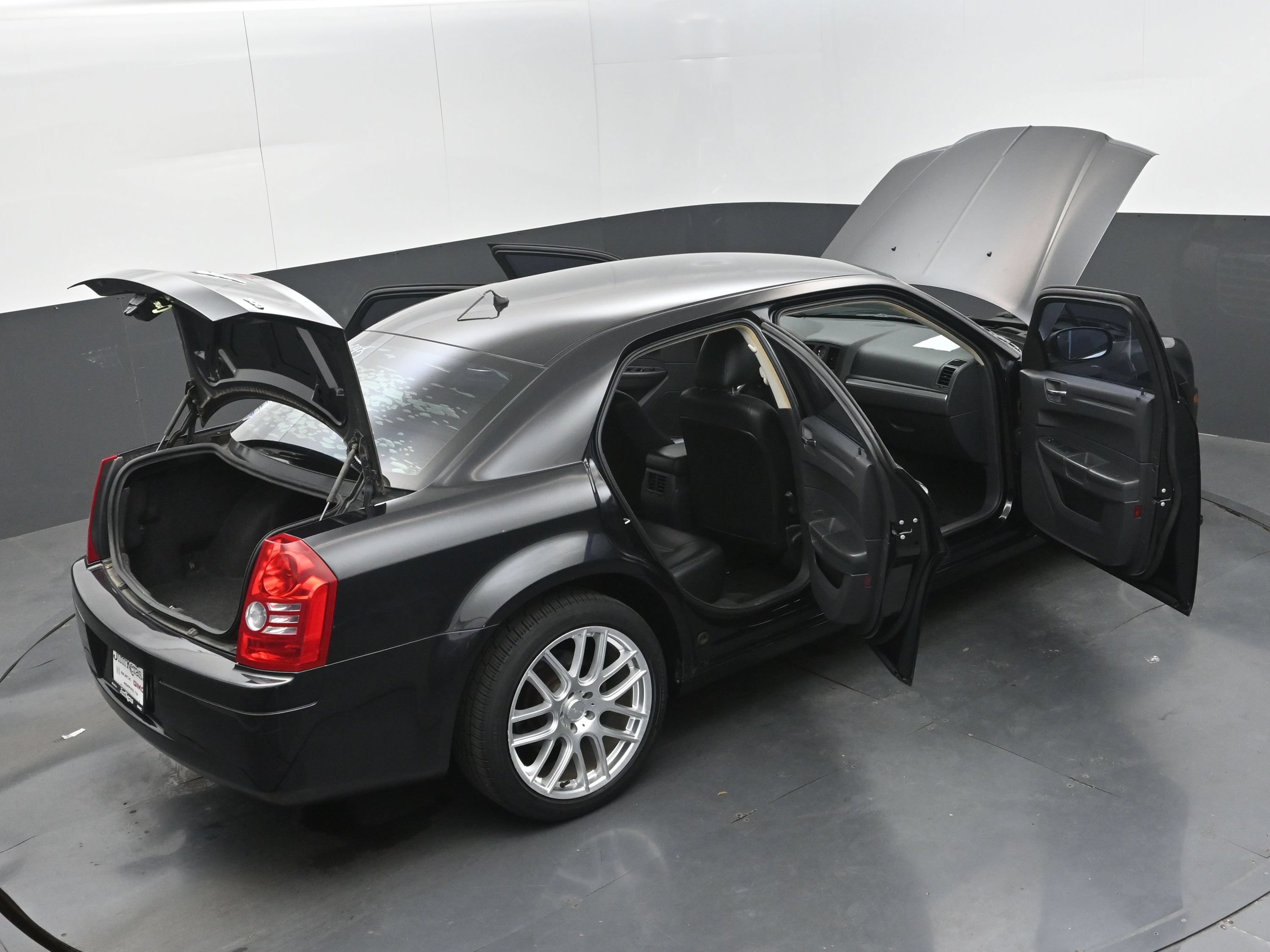 Used 2008 Chrysler 300 LX RWD image 42