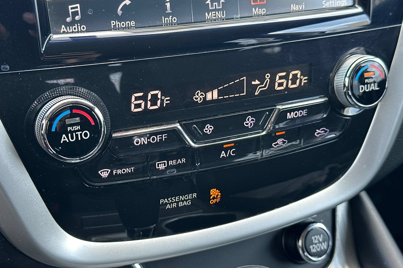 Used 2016 Nissan Murano SV FWD image 24