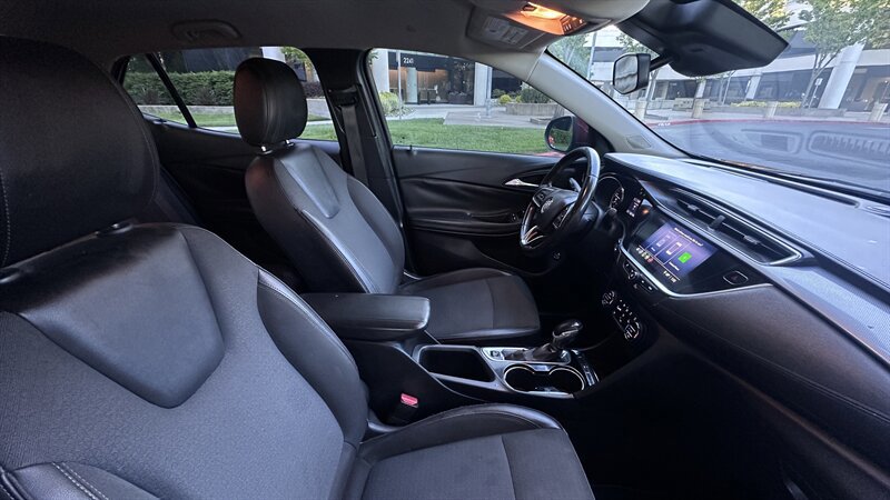 Used 2020 Buick Encore GX Select w/ Sport Touring Package image 12