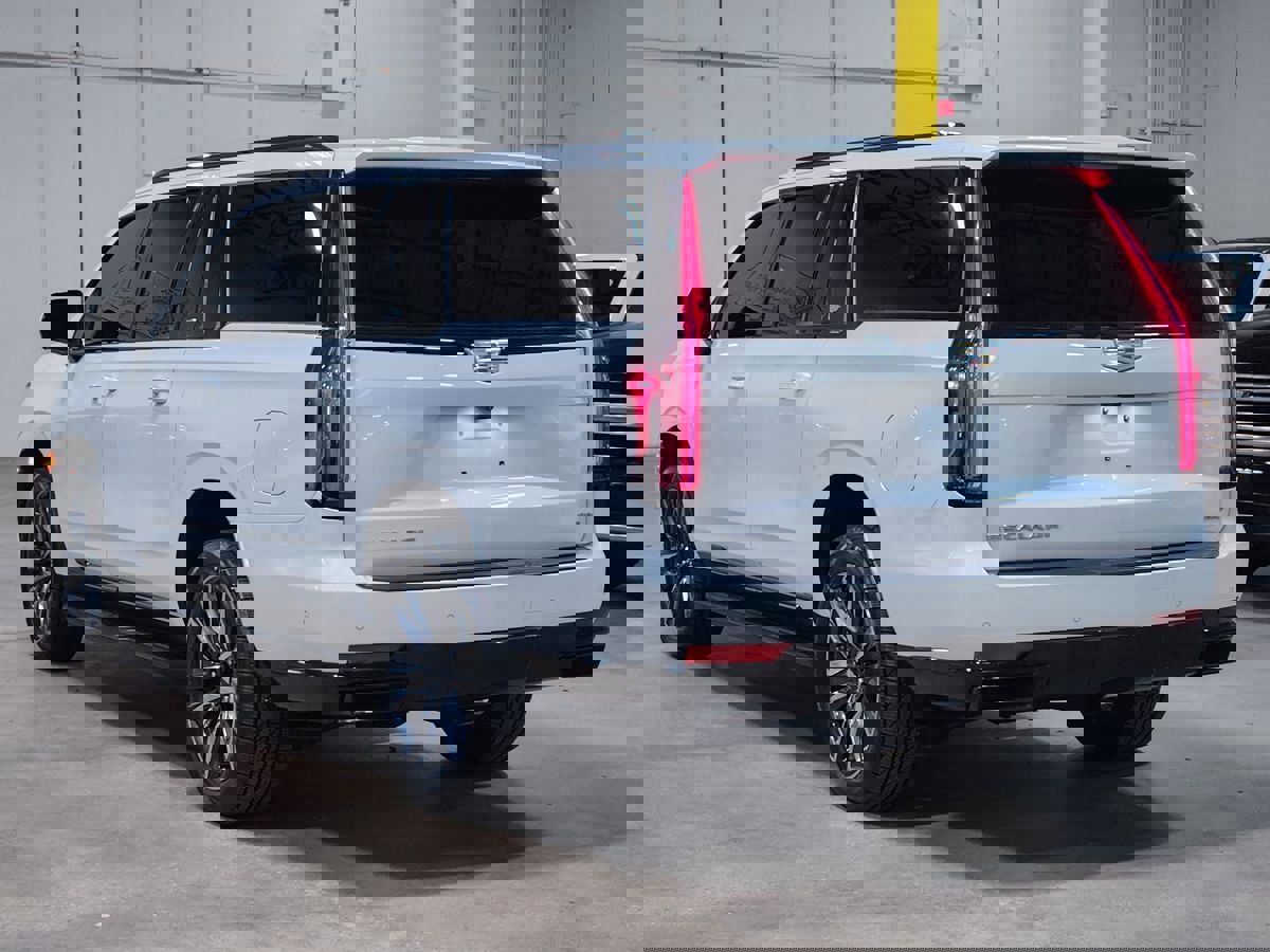 Used 2021 Cadillac Escalade ESV Sport image 11