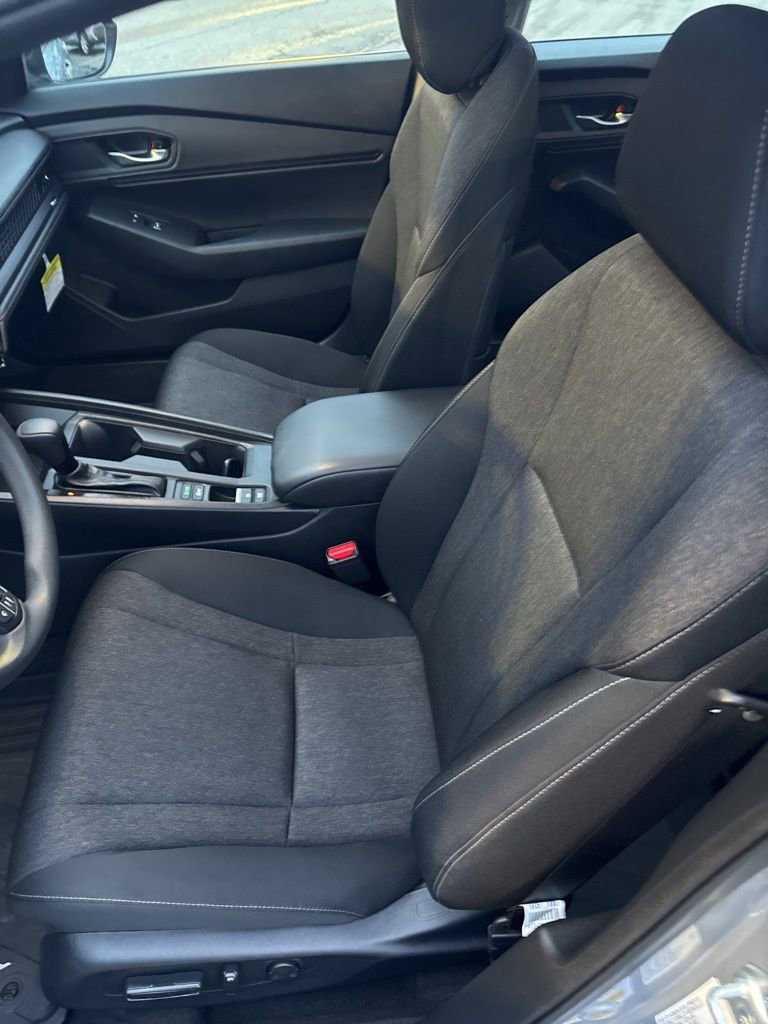 Used 2025 Honda Accord SE image 16