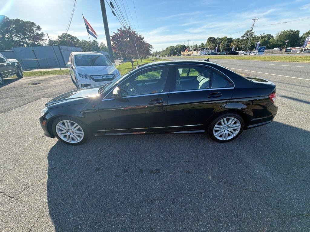 Used 2009 Mercedes-Benz C 300 4MATIC Sedan image 16