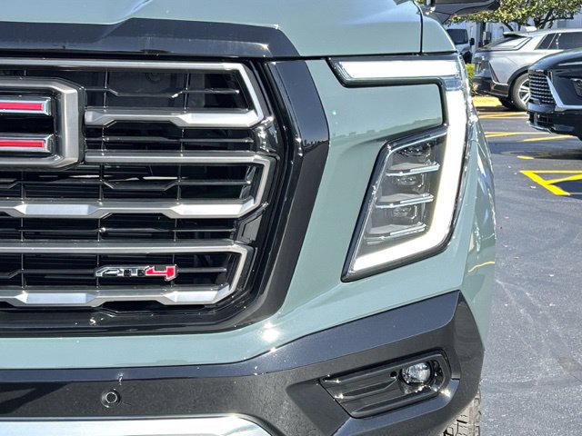 New 2026 GMC Yukon AT4 Ultimate AWD/4WD image 3