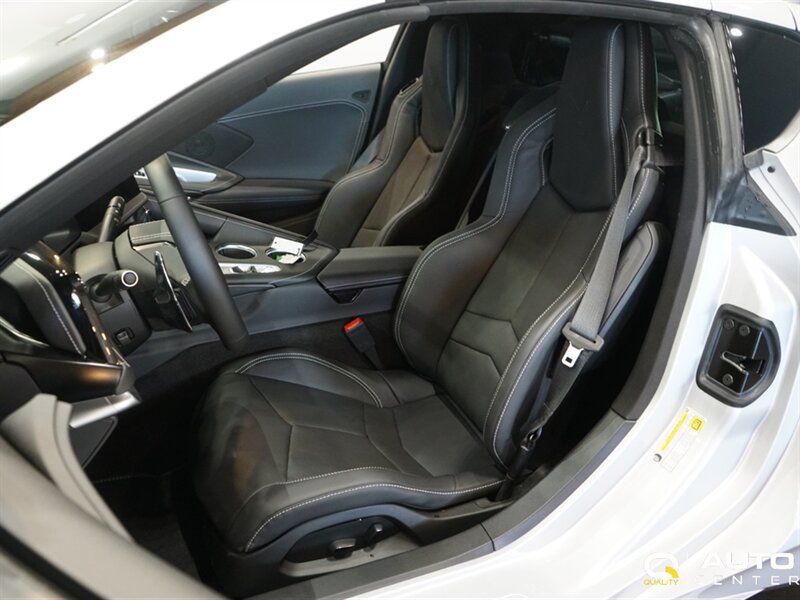 Used 2026 Chevrolet Corvette Stingray Coupe w/ 1LT RWD image 15