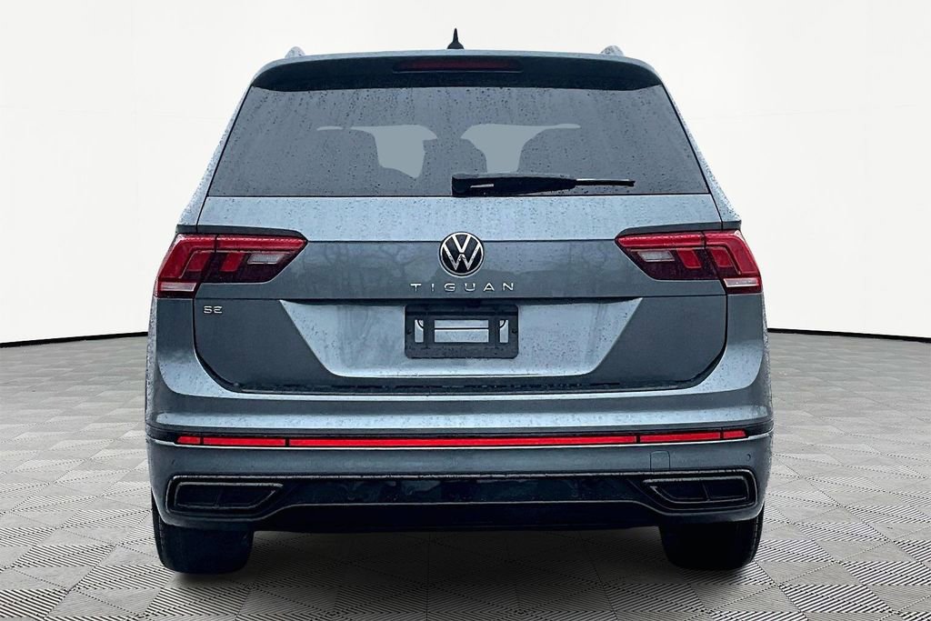 Used 2024 Volkswagen Tiguan SE R-Line image 4
