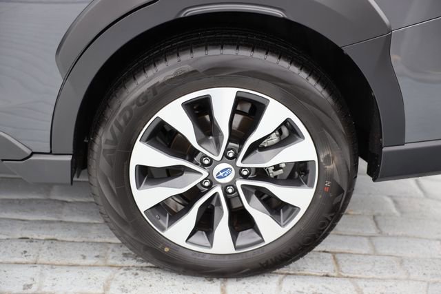 Certified 2025 Subaru Outback Limited image 61