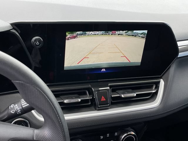 Used 2025 Chevrolet TrailBlazer LT AWD/4WD image 19