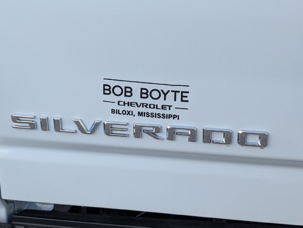 New 2026 Chevrolet Silverado 3500 High Country w/ High Country Premium Package AWD/4WD image 6
