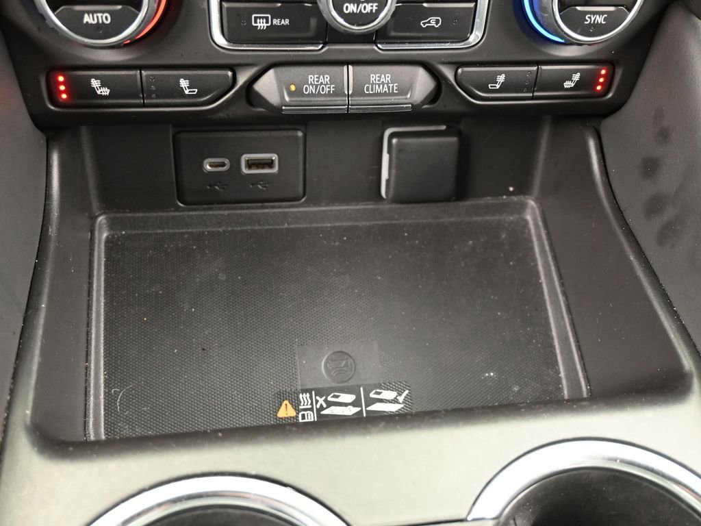 Used 2022 Chevrolet Tahoe LT w/ Luxury Package image 31