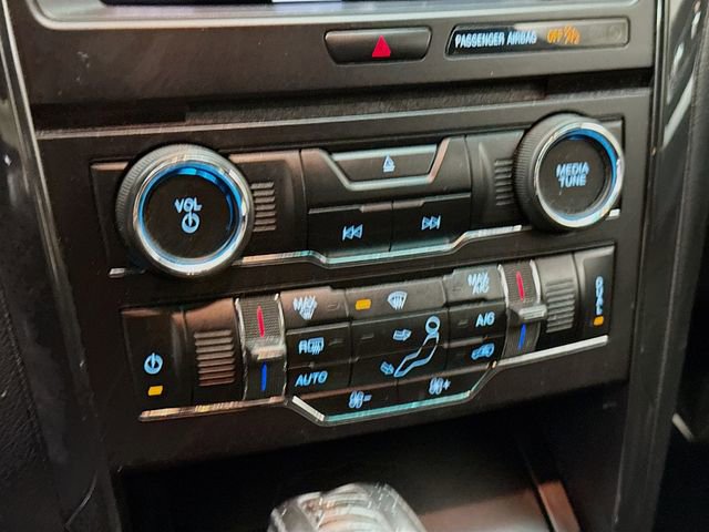 Used 2016 Ford Explorer XLT w/ Equipment Group 201A image 15